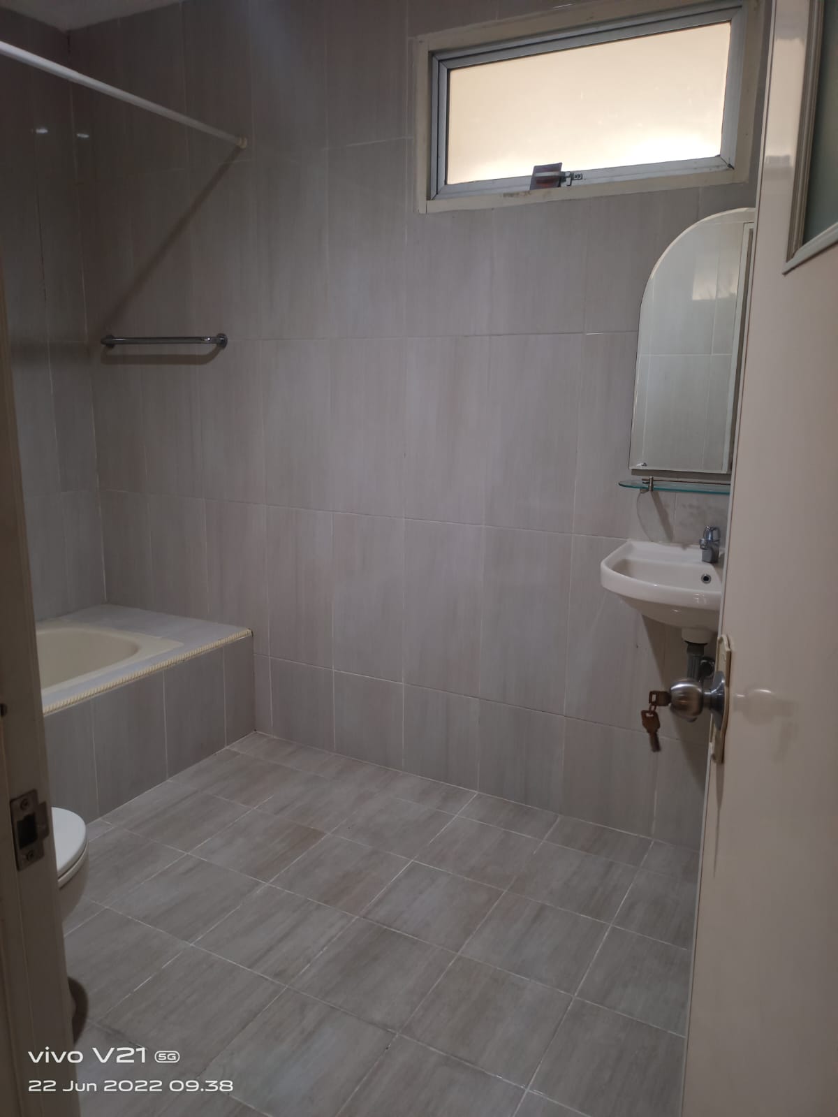 Rumah Disewakan Furnished di Cluster Meadow Green Lippo Cikarang